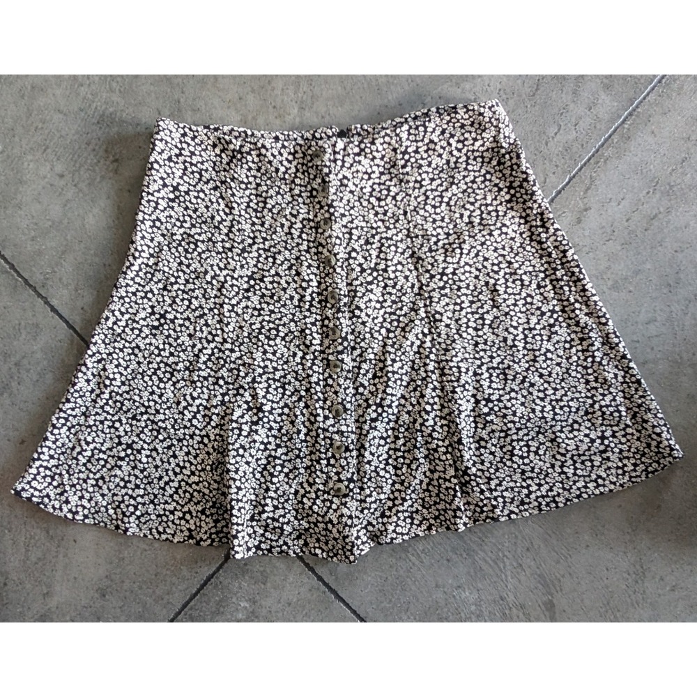 AE American Eagle Black White‎ Daisy Floral Mini Skirt Girl's Size 4 Boho Chic